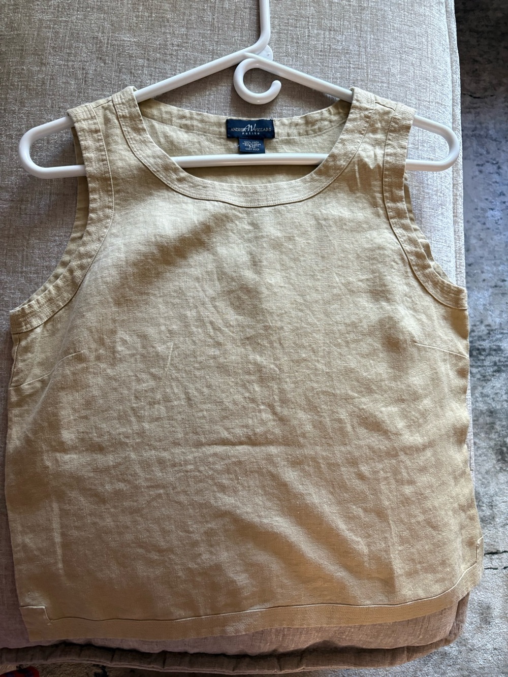 Linen-Blend Scoop Neck Tank in Pale Yellow